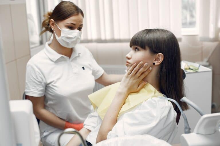 what counts as a dental emergency